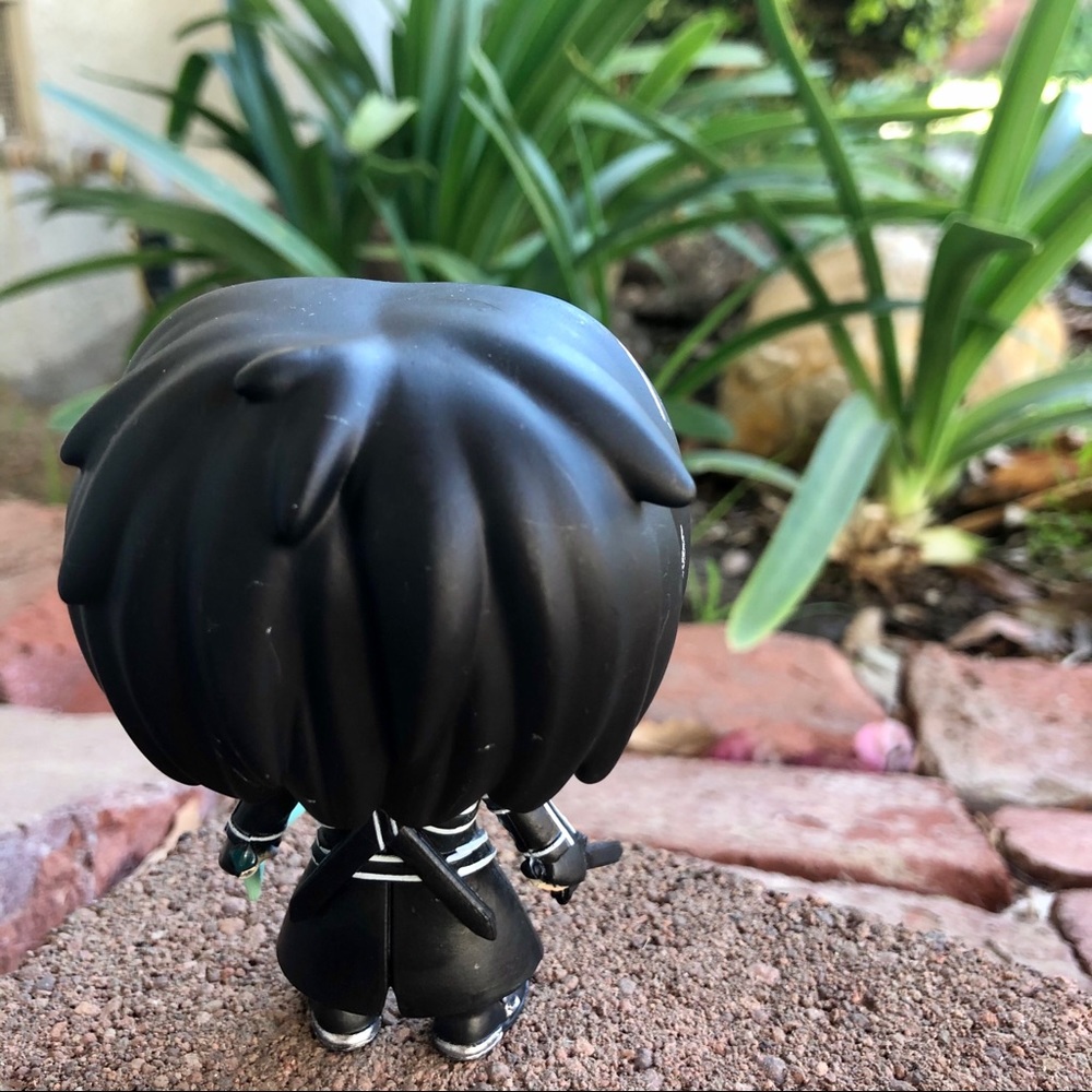 Sword Art Online Kirito Funko Pop - Picture 2 of 3
